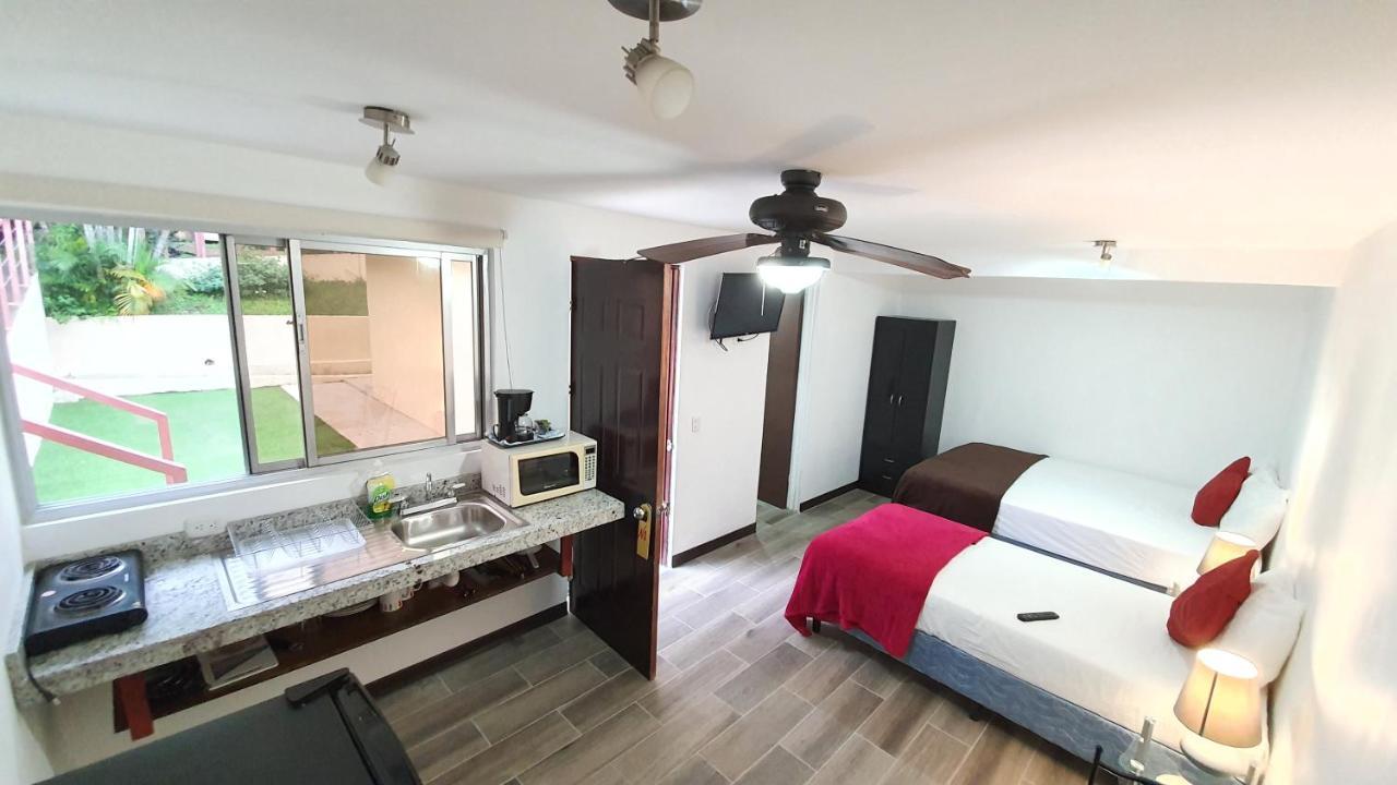 Out Of Bounds Boutique Hotel Сан-Хосе Экстерьер фото