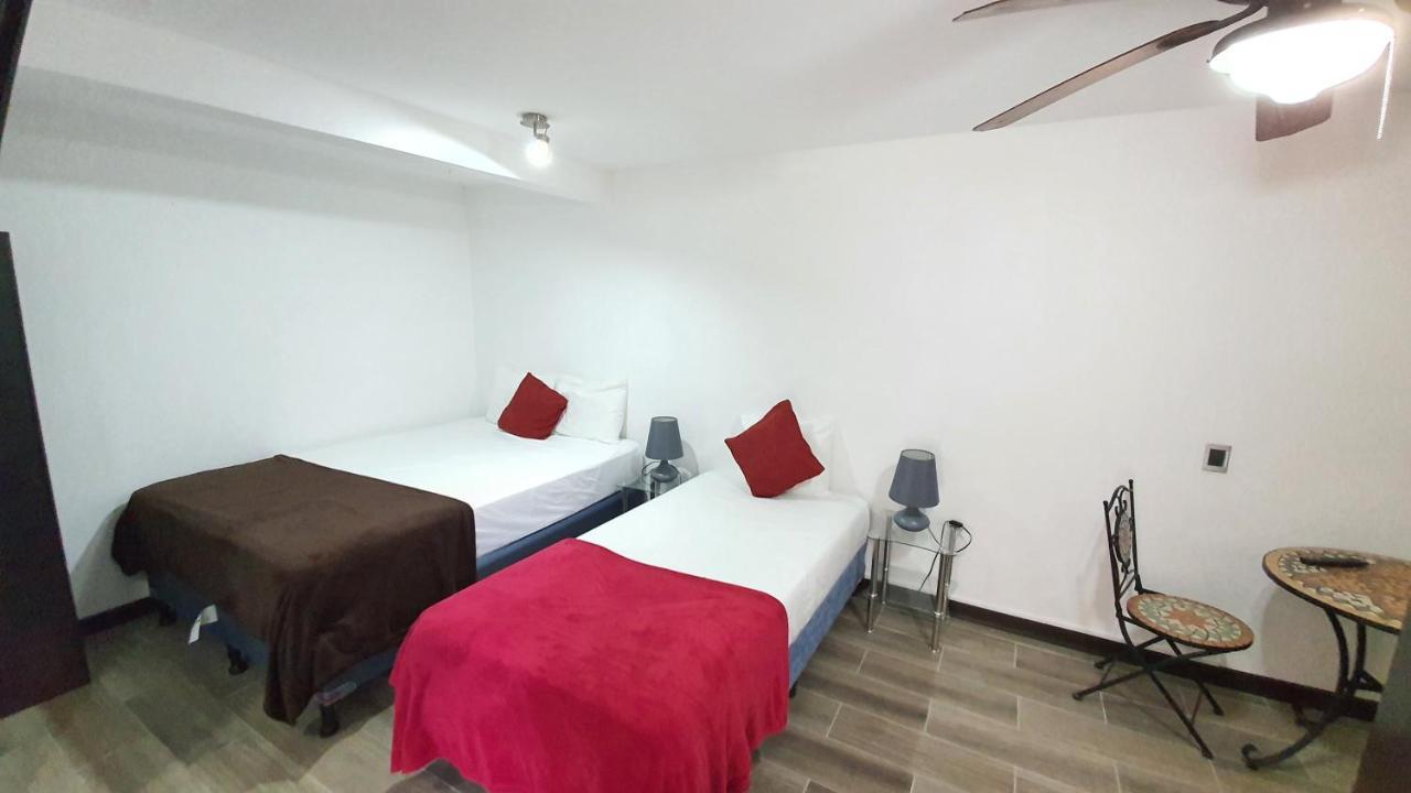 Out Of Bounds Boutique Hotel Сан-Хосе Экстерьер фото