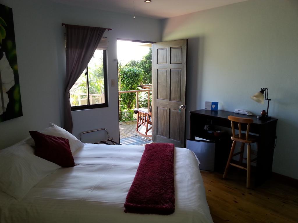 Out Of Bounds Boutique Hotel Сан-Хосе Номер фото